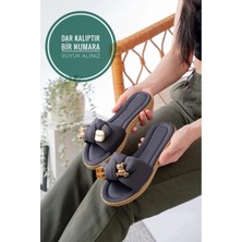 Romex Kadın Tokalı Şık Ev Terliği Rahat Taban Şık Tasarım