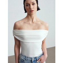 10797 Bardot Yaka Metal Detaylı Triko Bluz-Ekru