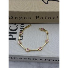 Hedef Bujiteri 14K Gold Renk Kare Pembe Zirkon Taşlı Bileklik CM72