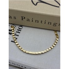 Hedef Bujiteri 14K Gold Renk Basıc Geometrik Piramit Model Bombeli Bileklik CM115