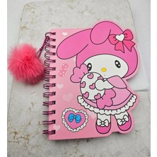 Meyra Accessories Kuromi Figürlü Özel Kesim Spiralli Defter: Peluş Ponponlu Sanrio Karakterli Hediyelik Okul Notluğu