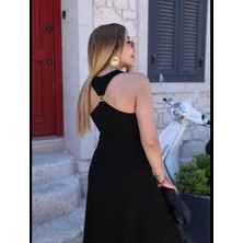 Barış Beauty Kadın Omuzlardan Açık Arkadan Aksesuar Detaylı Yırtmaçlı Janjan Krep Elbise