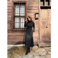 Barış Beauty Kadın Uzun Kollu Balıkçı Yaka Derin Yırtmaç Detay Krep Elbise