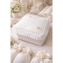 Dilex DİLEX Ekru Aplikli Çeyizlik Hurç 40x40x21 cm Süngerli Bohça Hurcu Fermuarlı Çeyiz Saklama Hurcu