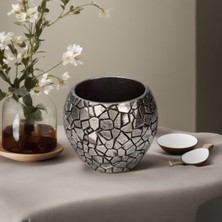 Özgürce Parçalanmış Görünümlü Orkidelik Saksı ile Şık ve Doğal Dekorasyon