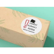 Casalinghi Dikkat Kuran'ı Kerim Özenli Taşıyınız! Etiketi  Yuvarlak Mat Çıkartma Round Sticker 4 cm (20 Adet)