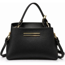 Genel Lüks Siyah Kadın El Çantası Saffiano Deri Görünümlü Çapraz Askılı Omuz Çantası – Altın Aksesuarlı Minimal Şık Günlük Çanta