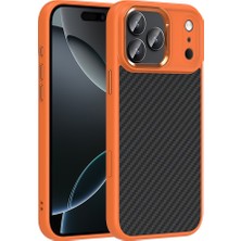 iPhone 17 Pro Max Kılıf M-Safe Şarj Özellikli Karbon Fiber Görünümlü Zore Truva Silikon Kapak - Turu