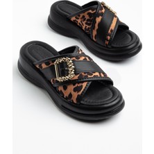 Dilimler Ayakkabı Siyah Kadın Dolgu Topuk Terlik Çapraz Bantlı Leopar Desenli