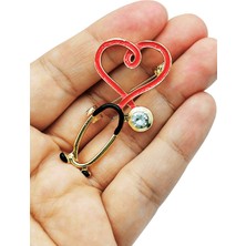 BB Bi Butik Shop Heartcare Kalp Steteskop Broş – Sağlığın ve Sevginin Simgesi