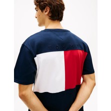 Tommy Hilfiger MW0MW42382 Flag Erkek Tişört