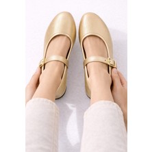 Slipcat Tek Bantlı Gold Tokalı Lastikli Şık Kadın Babet Ayakkabı