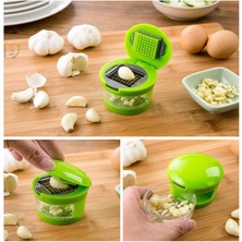 Fantastik Store 2 Farklı Bıçaklı Hazneli Kapaklı Pratik Sarımsak Soğan Rendesi ( Lisinya )