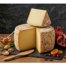 Doğru Gıda Eski Lüx Kars Kaşarı 500 gr 12 Ay Olgunlaştırılmış Sert Aromatik Şırdan Mayalı