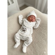 Yenidoğan 5’li Hastane Çıkışı Seti – Tavşan Desenli Uzun Kollu Bebek Seti (Üst, Patikli Alt, Şapka, Eldiven, Mama Önlüğü)