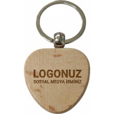 Kişiye Özel Kalp Ahşap Anahtarlık – Logo ve Sosyal Medya Yazılı Lazer Gravür Anahtarlık – Kurumsal Promosyon & Özel Tasarım