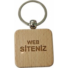 Kişiye Özel Kare Ahşap Anahtarlık – Web Sitesi Yazılı Lazer Gravür Anahtarlık – Kurumsal Promosyon & Özel Tasarım