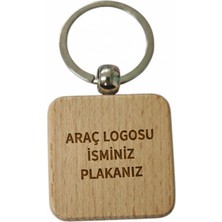 Kişiye Özel Kare Ahşap Anahtarlık – Araç Logosu, Isim Soyisim ve Plaka Yazılı Lazer Gravür Anahtarlık – Özel Tasarım Araç Anahtarlığı