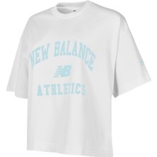 New Balance Nb Lifestyle Kadın Tişört WNT1402-WT Beyaz Rahat Kesim Günlük Kullanım İçin