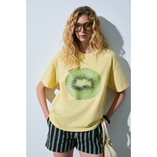 Grimelange ASTERIVE Kadın Organik Pamuklu Baskılı Bisiklet Yaka Oversıze Sarı T-Shirt