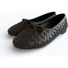 Noliva Kadın Suni Deri Dokulu Örgü Desenli Fiyonklu Babet