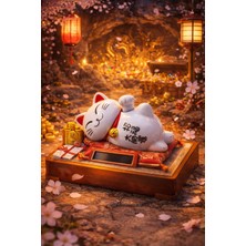 Seymen Bıçakçılık Solar Enerjili Şans Kedisi (Maneki Neko) – El Sallayan Dekoratif Figür