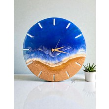39 Art Studio Mekanizma Midnight Shore Okyanus Duvar Saati 60 cm –  Lacivert & Altın Kum Efektli Epoksi Saat,  Altın Roma Rakamlı, Sessiz – Lüks Tasarım