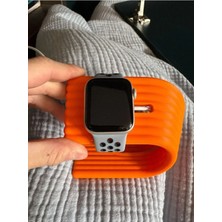 3D Snaxx Akıllı Saat Uyumlu Masaüstü Stand – Şarj Cihazı Dahil Değildir