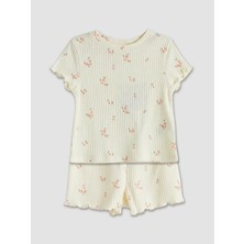 LC Waikiki Lcw Baby Ekru Regular Fit Çiçek Desenli Kız Bebek Şort ve Tişört