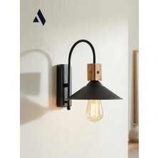 Alldesco Rita Duvar Apliği – Ahşap Detaylı Siyah Metal, Çiftlik Tarzı Tasarım