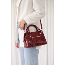 bahwar Parlak Rugan Bordo Mini El ve Omuz Çantası – Şık Günlük Kadın Çanta