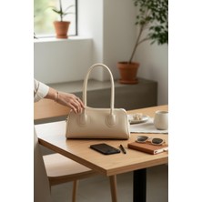 Rafiel Krem Rengi Baget Kol Çantası - Retro Minimalist Omuz Çantası