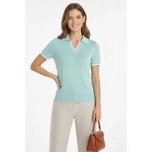 Glam Love Kadın Triko Kumaş Yakalı Düğmesiz Açık Yaka Fitilli Kısa Kollu Regular Fit Tişört T-Shirt - Mint Yeşili