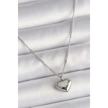 Ramia 316L Çelik Gümüş Renk Zincir Love Işleme Kalp Figür Kadın Kolye - TJ-BKO9779
