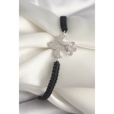 Ramia Pirinç Gümüş Renk Zirkon Taşlı Zambak Figür Asanrsörlü Makrome Model Kadın Bileklik - TJ-BB6799