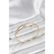 Ramia Yonca Model Pirinç Gold Renk Kadın Bileklik - TJ-BB8259