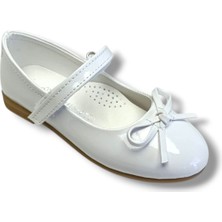 İremsu Iremsu 7151-26 Rugan Deri Fiyonklu Cırt Bantlı Kız Çocuk Babet 31-36