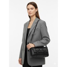 Kemer Detaylı Siyah Baguette Omuz Çantası