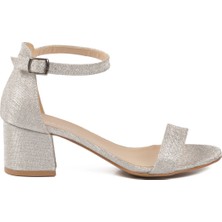 Ayakmod Gümüş Simli Kadın Sandalet 325157 Z