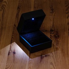 DMR Elegance Işıklı Siyah Renk Yüzük Kutusu