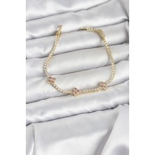 Hkursat Pembe Yonca Detaylı Zirkon Taşlı Gold Renk Pirinç Su Yolu Kadın Bileklik