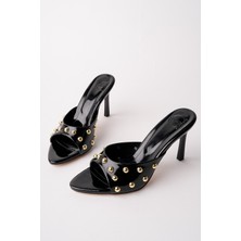 Muggo Helena Kadın Zımbalı Sivri Burun Metal Detaylı Stiletto Topuklu Terlik