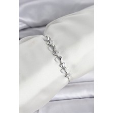 Hkursat Gümüş Renk Zirkon Taşlı Sıralı Damla Model Asansörlü Kadın Bileklik