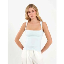 Caddebostan Moda Kadın Kare Yaka Geniş Askılı Basic Bluz Slim Fit Esnek Atlet