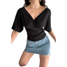 Caddebostan Moda Sırtı Çapraz Bantlı Detaylı V Yaka Fitilli Siyah Kadın Bluz