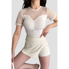 Caddebostan Moda Omzu Kolü Tüllü Önü Büzgülü Detay Crep Kadın Şık Crop Beyaz Bluz