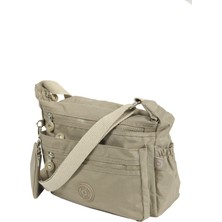 Mega Bag M 211 Krinkle Kumaş Omuz Çantası – Yağmura Dayanıklı – Çıkarıılabilir Cüzdanlı Açık Vizon