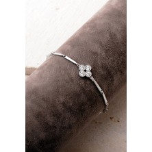 Sümer Telkari Rodyumlu 925 Ayar Gümüş Taşlı Yonca Bileklik 4917