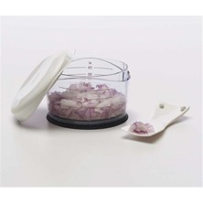 Oxo Doğrayıcı 1057959 Pratik Kullanım İçin Kesme İşlevi Sunan Şık Tasarım