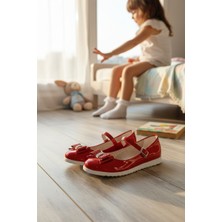 Enoch Kız Çocuk Işıltılı Fiyonk Tasarımlı Klasik Babet